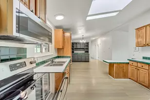 322 N 900 E, American Fork, UT 84003 - Photo 11