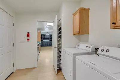 322 N 900 E, American Fork, UT 84003 - Photo 25