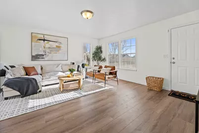 7847 N Saddleback Dr E, Eagle Mountain, UT 84005 - Photo 3