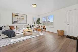 7847 N Saddleback Dr E, Eagle Mountain, UT 84005 - Photo 3