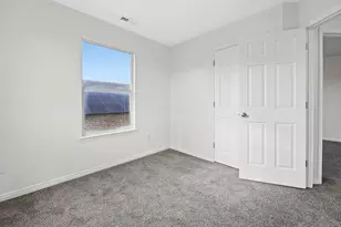 7847 N Saddleback Dr E, Eagle Mountain, UT 84005 - Photo 19