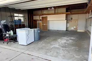 2093 W Chateau Ave, Taylorsville, UT 84129 - Photo 43