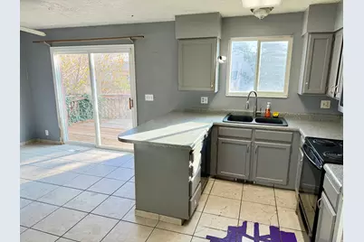 2093 W Chateau Ave, Taylorsville, UT 84129 - Photo 11