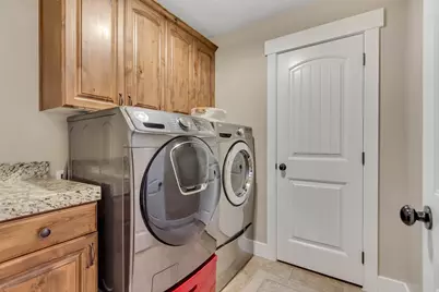 12447 S Cheval Ct W, Herriman, UT 84096 - Photo 21