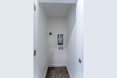 8333 S Iris Lumi Ln W #Q204, Midvale, UT 84047 - Photo 9