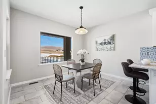 9225 N Mount Airey Dr, Eagle Mountain, UT 84005 - Photo 21