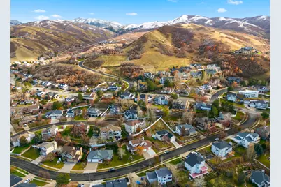 3759 S Huntington Dr, Bountiful, UT 84010 - Photo 51