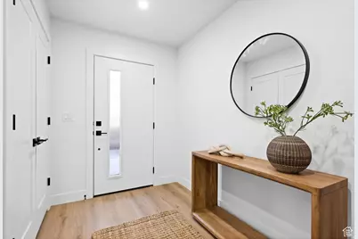 529 E Warnock Ave S #UNIT C, Salt Lake City, UT 84106 - Photo 3