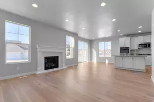 6647 N Bald, Eagle Mountain, UT 84005 - Photo 9