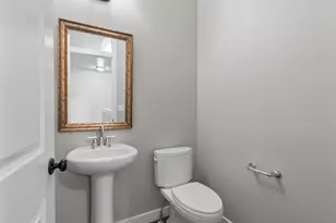 1077 S Red Barn Vw Dr, Santaquin, UT 84655 - Photo 13