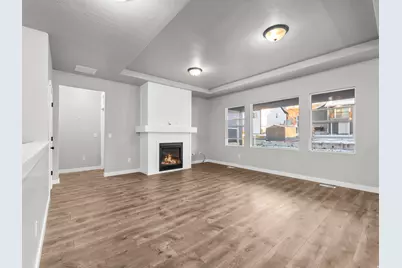 1077 S Red Barn View Dr, Santaquin, UT 84655 - Photo 15