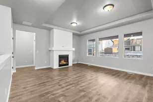 1077 S Red Barn Vw Dr, Santaquin, UT 84655 - Photo 15