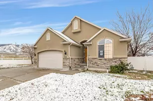 464 E Winchester Dr N, Stansbury Park, UT 84074 - Photo 1