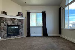 299 W 100 N, Roosevelt, UT 84066 - Photo 13