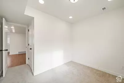 70 E Weekes Way, Clearfield, UT 84015 - Photo 17