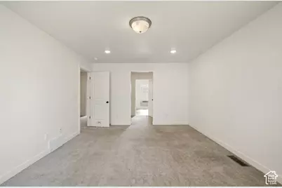 70 E Weekes Way, Clearfield, UT 84015 - Photo 13