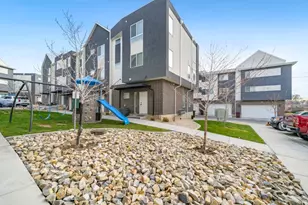 70 E Weekes Wy, Clearfield, UT 84015 - Photo 21