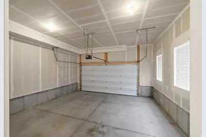 70 E Weekes Way, Clearfield, UT 84015 - Photo 17