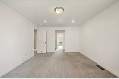 70 E Weekes Way, Clearfield, UT 84015 - Photo 11