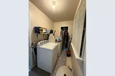 5315 S 1950 W, Roy, UT 84067 - Photo 17