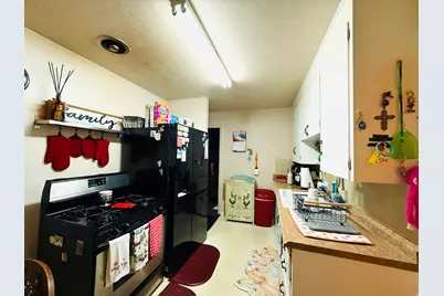 5315 S 1950 W, Roy, UT 84067 - Photo 9