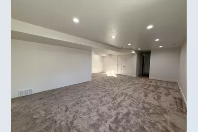 866 E 130 N, Hyde Park, UT 84318 - Photo 23