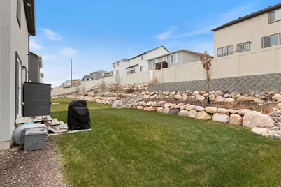 1698 S Freestone Blvd, Santaquin, UT 84655 - Photo 29