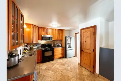 3784 W Dimrall Dr S, Taylorsville, UT 84129 - Photo 9