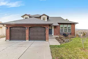 569 N Van Buren Ave, Ogden, UT 84404 - Photo 1
