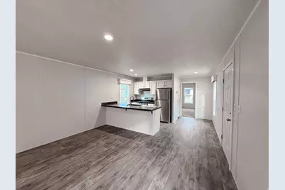 75 W 250 N #84, Clearfield, UT 84015 - Photo 5