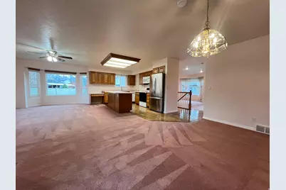 356 N 360 E, Orem, UT 84057 - Photo 13