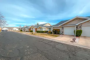 2051 W Canyon View Dr S, Saint George, UT 84770 - Photo 3