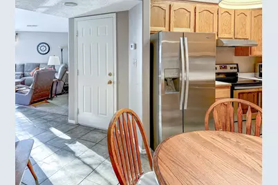 2051 W Canyon View Dr S, Saint George, UT 84770 - Photo 11