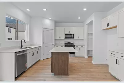 1562 E 960 N #197, Salem, UT 84653 - Photo 11