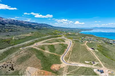 325 N Elksridge Rd #4, Garden City, UT 84028 - Photo 23