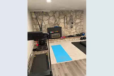 1335 E Milne Ln, Cottonwood Heights, UT 84047 - Photo 7