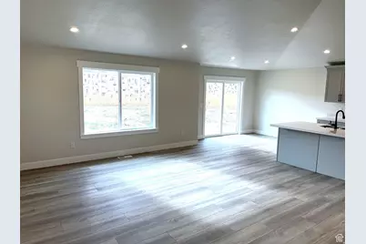 1206 N Berra Blvd, Tooele, UT 84074 - Photo 3