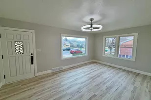 260 S 700 E, Clearfield, UT 84015 - Photo 3