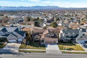 6958 S Hollow Mill Dr, Cottonwood Heights, UT 84121 - Photo 47