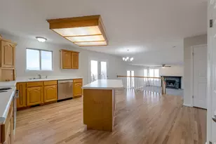 6958 S Hollow Mill Dr, Cottonwood Heights, UT 84121 - Photo 7