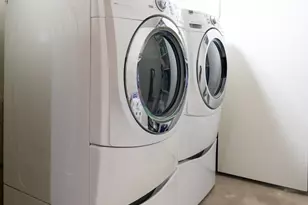 760 E Three Fountains Dr, Murray, UT 84107 - Photo 23