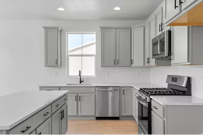 3036 W 2600 N, Clinton, UT 84015 - Photo 15