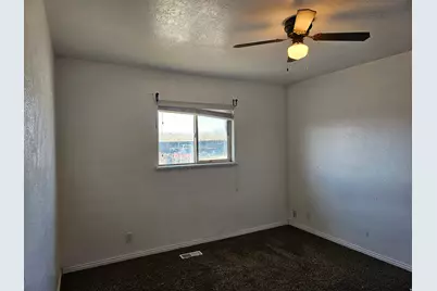 160 S Center St, Wellington, UT 84542 - Photo 11