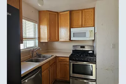 160 S Center St, Wellington, UT 84542 - Photo 5