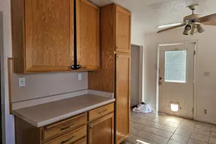 160 S Center St, Wellington, UT 84542 - Photo 7