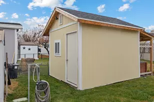 3750 S Midland Dr, Roy, UT 84067 - Photo 29