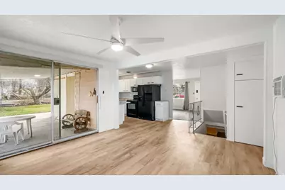 359 E 8400 S, Sandy, UT 84070 - Photo 9
