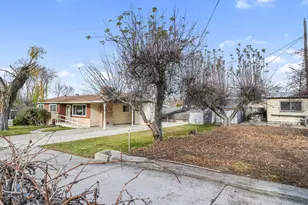 359 E 8400 S, Sandy, UT 84070 - Photo 25