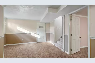 359 E 8400 S, Sandy, UT 84070 - Photo 21