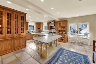 4999 S Fairbrook Ln, Holladay, UT 84117 - Photo 11